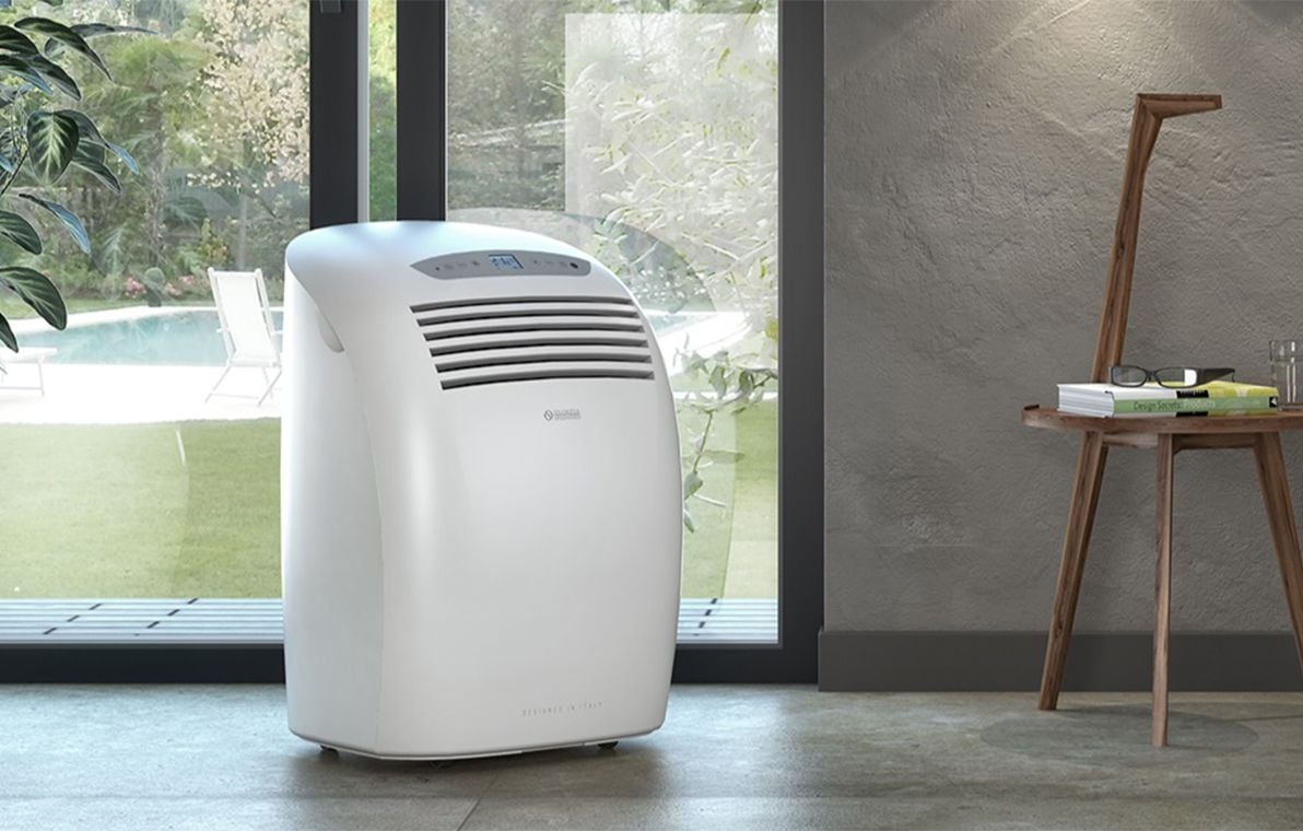 Climatiseur mobile dans un salon