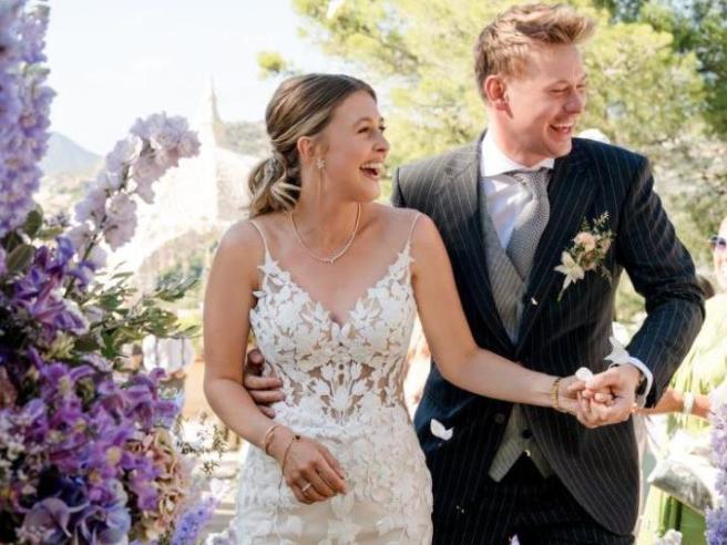 Ambiance intimiste du mariage Schumacher