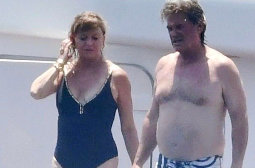 Goldie Hawn et Kurt Russell jeunes sur le tournage