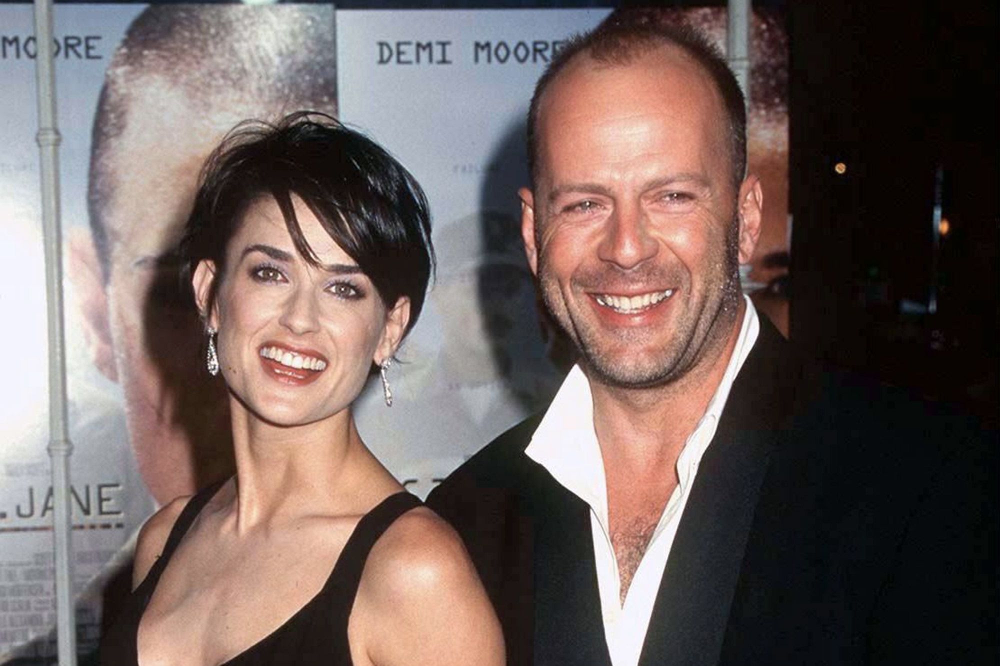 Demi Moore et Bruce Willis souriants ensemble lors d'un &eacute;v&eacute;nement familial