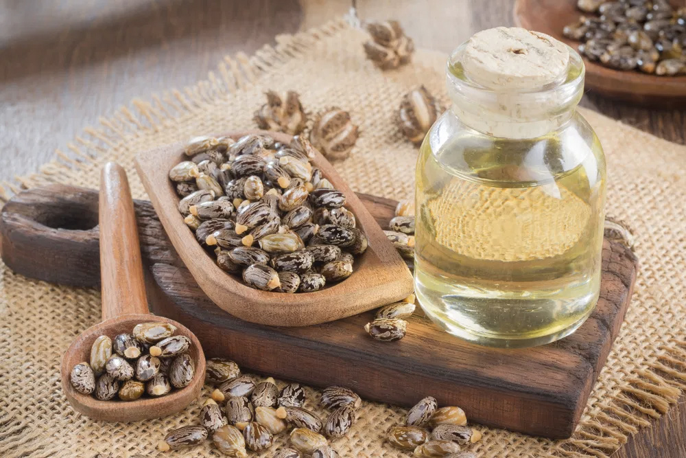 Flacon d'huile de ricin et coton