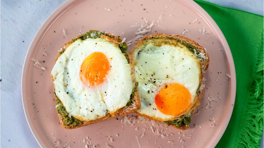 Œufs cuits dans un airfryer